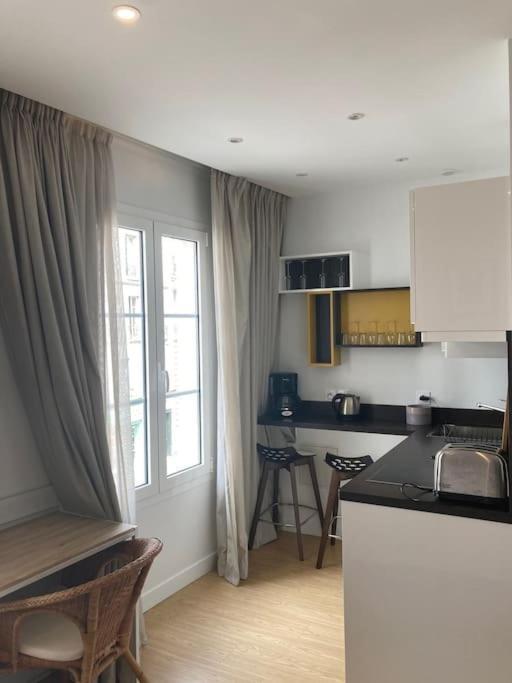 Studio Saint Germain Des Pres Париж Экстерьер фото